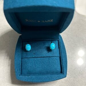 Authentic New Turquoise Gemstones 18k earring (total 1.8ct) with cert